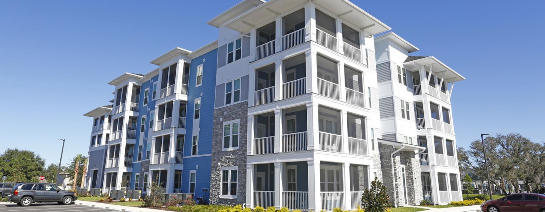 Mystic Pointe Apartment exterior shot